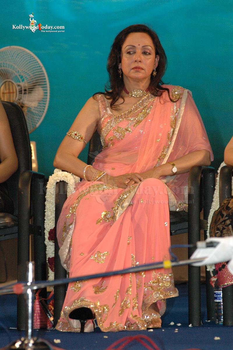 Hema Malini Ass Pictures Sex Games