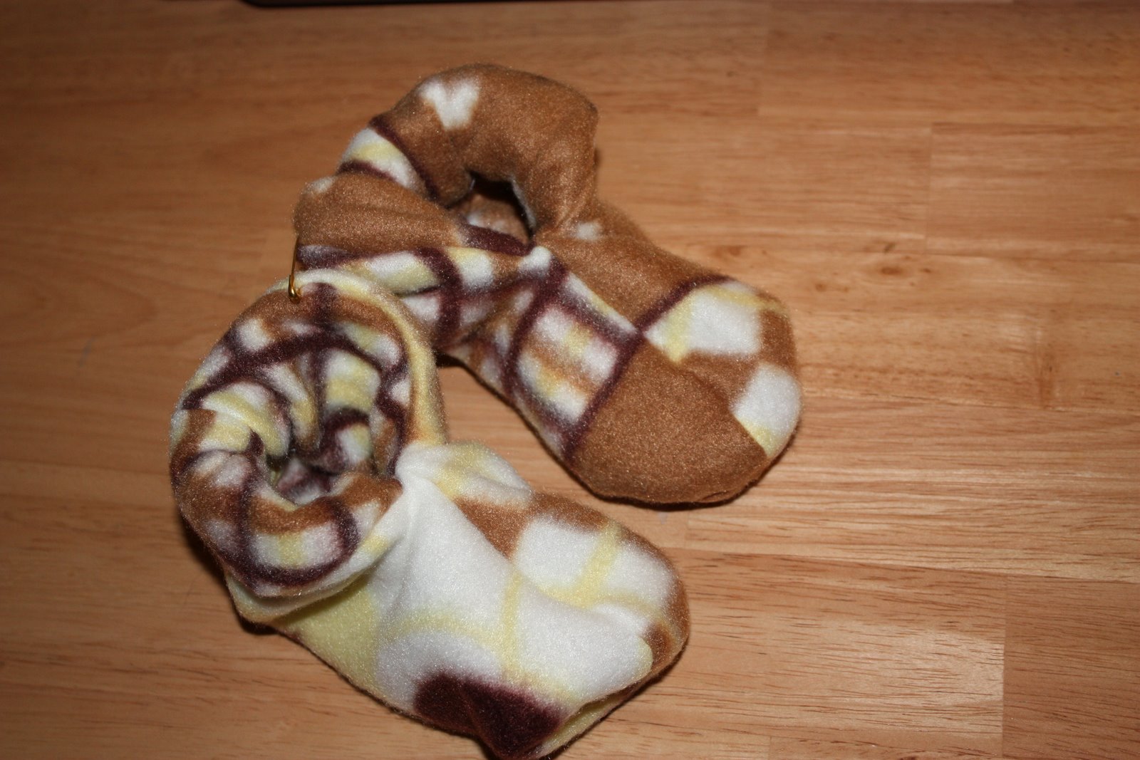 Sew Sweet Fleece Slippers for infants and toddlers