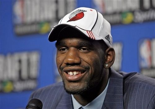 [greg_oden_blazer.jpg]