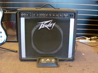 Musi-Tec: Peavey Bandit 75 w/footswitch