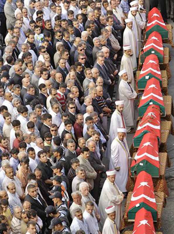 [0,,15173757,00.jpg]