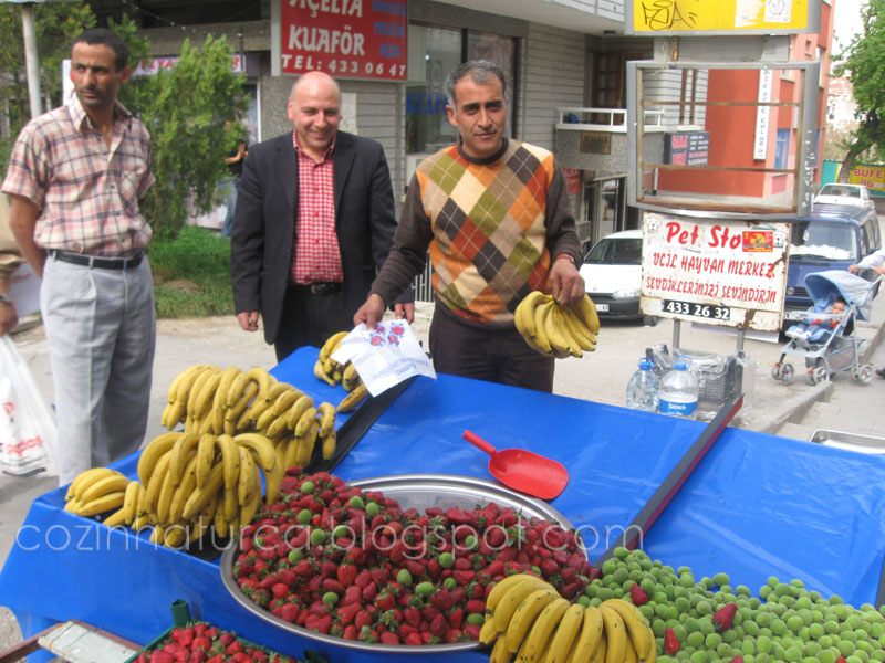 Verde, Vermelho e Amarelo (Yeşil, Kırmızı ve Sarı)