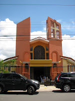 Four in Costa Rica: First communion and the fantastic fiesta
