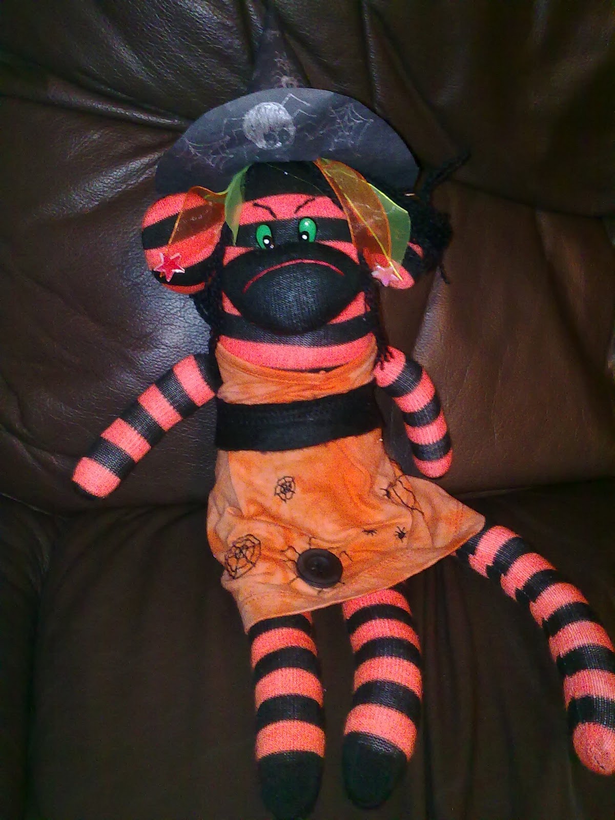 Nuttybabe�s Crafts, flowers and teapots Wanda The Wicked Witch Sock Monkey