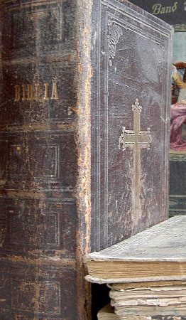 [Bibel-1.jpg]