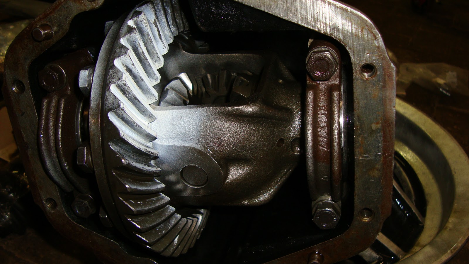 Mike's Triumph Troubles Differential Done