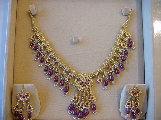 Uncut Diamonds Necklace Designs 1 - Jewellery Designs