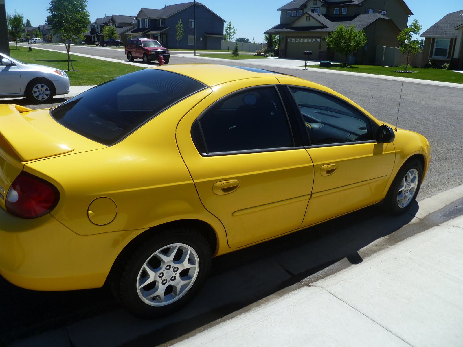 2002 Dodge Neon SXT: Exterior