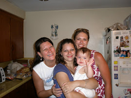 I love this picture, we actually got Lexi to look at the camera!!!