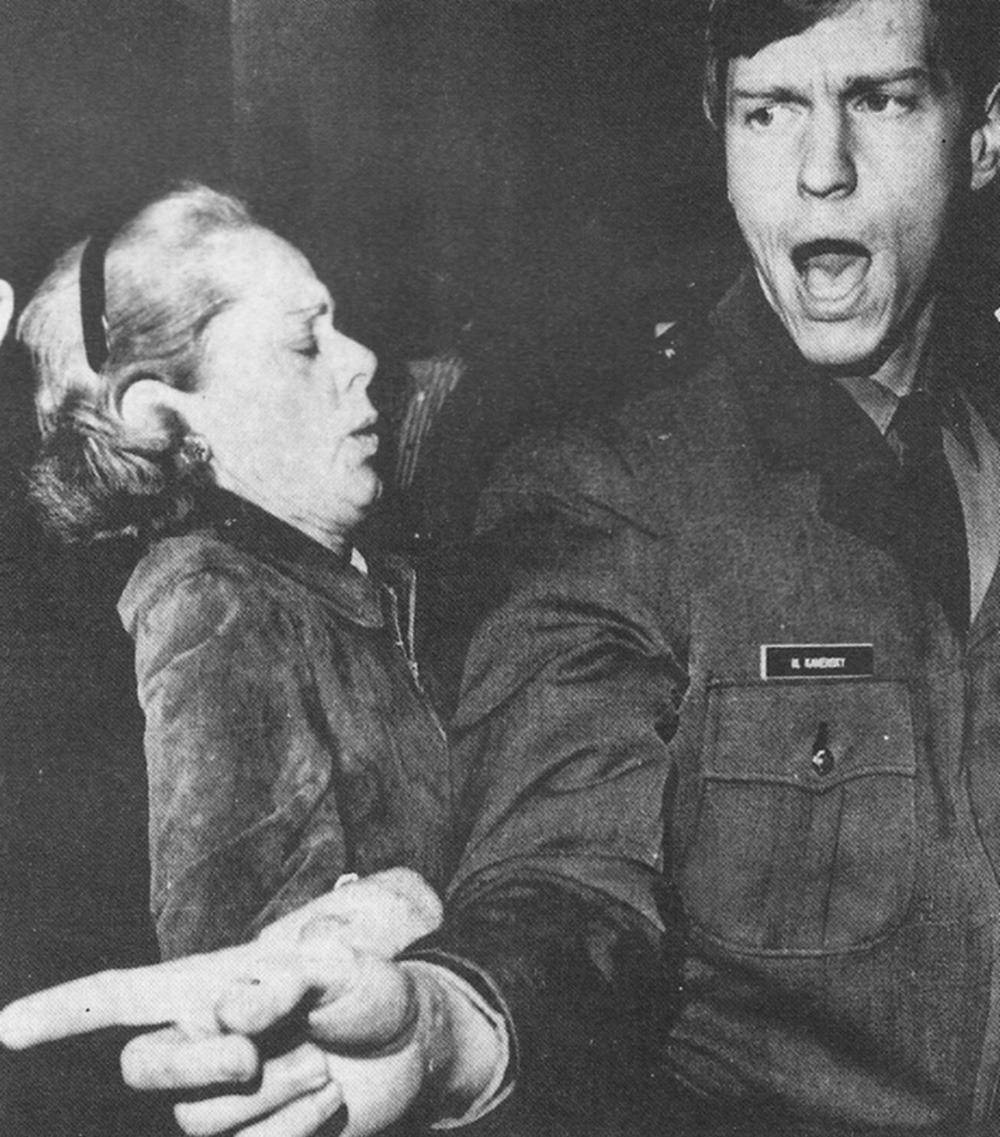 [El+juicio+(004).jpg]