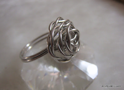 wire wrapped ring side view of the wire wrapped rose ring