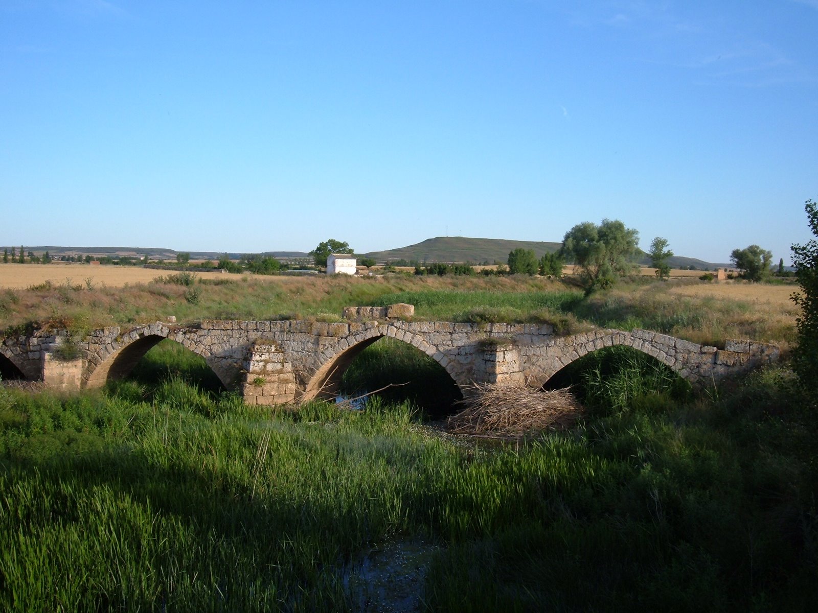 [puente+del+trisla.JPG]