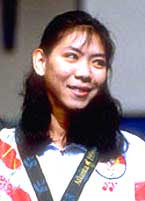 Susi Susanti, dropped her tears after won the gold medal in Olympic ...