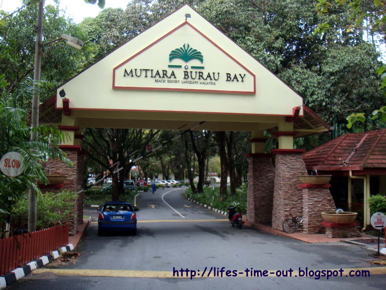 mutiara burau bay