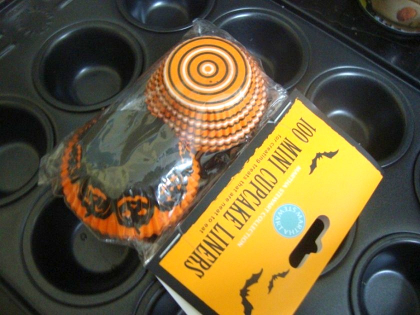 Microwave Eggless Banana Muffins with Chocolate Chips How to bake