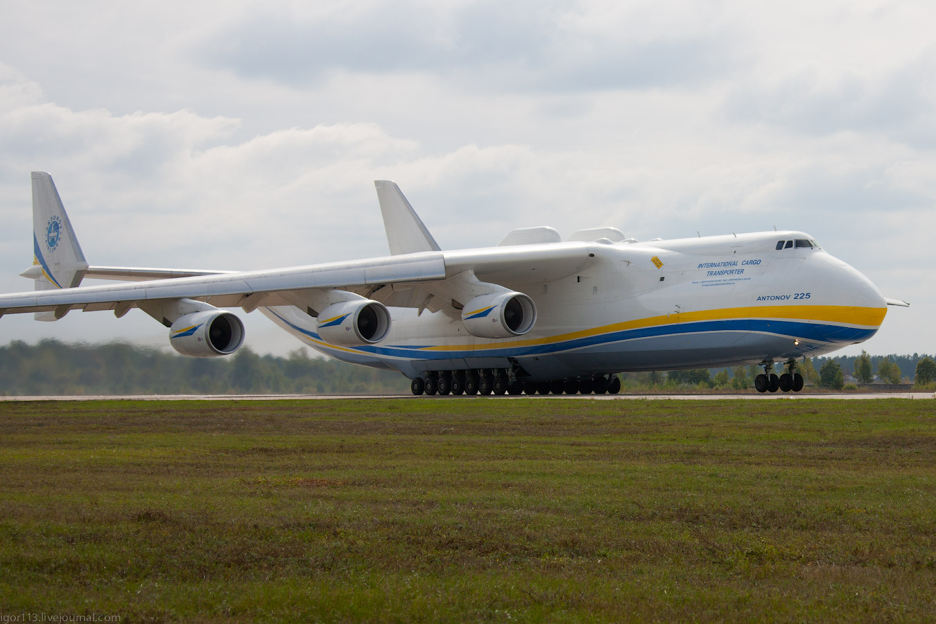 самый большой самолет ан. самолет мрия ан-225. ан-225 мрия ссср. антонов мрия ан-225. самолет мрия ан-225.