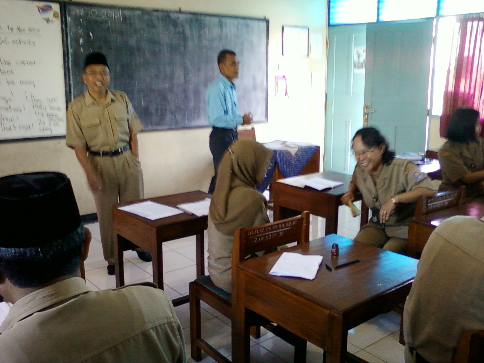 Indraloka no 25 Cilacap bekerja sama dengan lembaga pendidikan BEC Basic English Course yang berdomisili di Pare – Kediri Menerbitkan program sosial