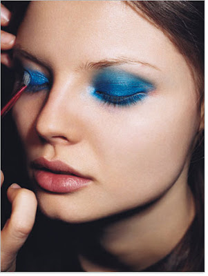 How To Wear Bright Blue Eyeshadow 48
