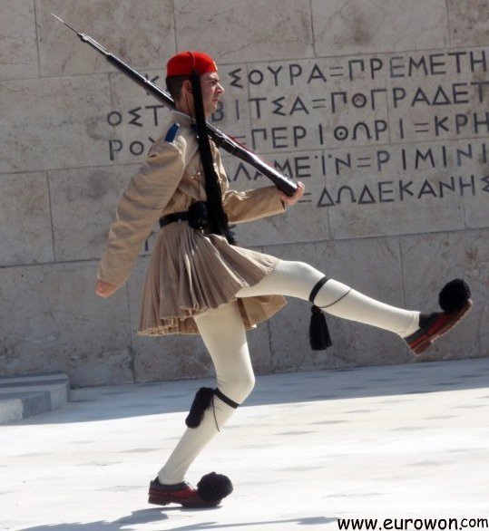 Cambio de la guardia en la plaza de Sintagma de Atenas