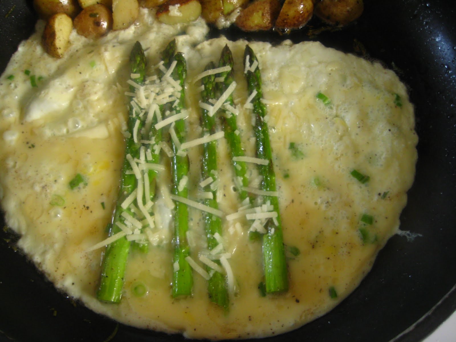 Cook&Bake Asparagus and Gruyere Omelette