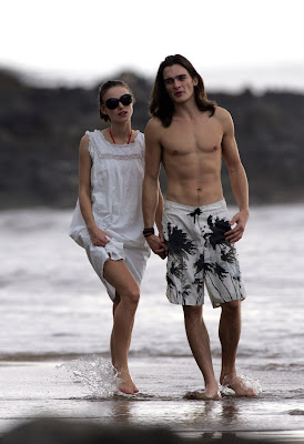 I Love to Expose: Keira Knightley holidaying in bikini in Hawaii with ...