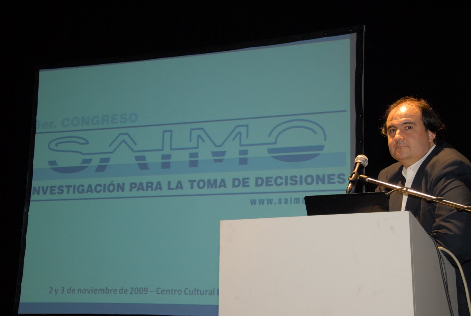 [Congreso+de+SAIMO+2009+Eduardo+Sebriano.JPG]