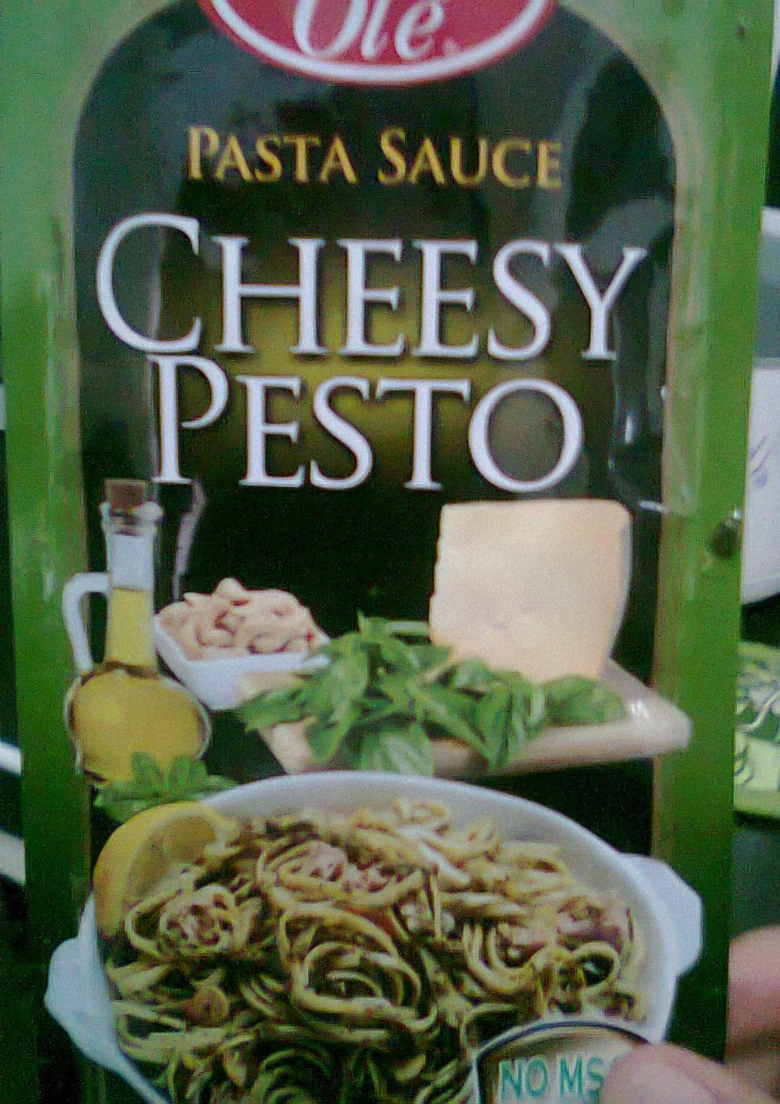 lutulutuan Clara Ole Cheesy Pesto