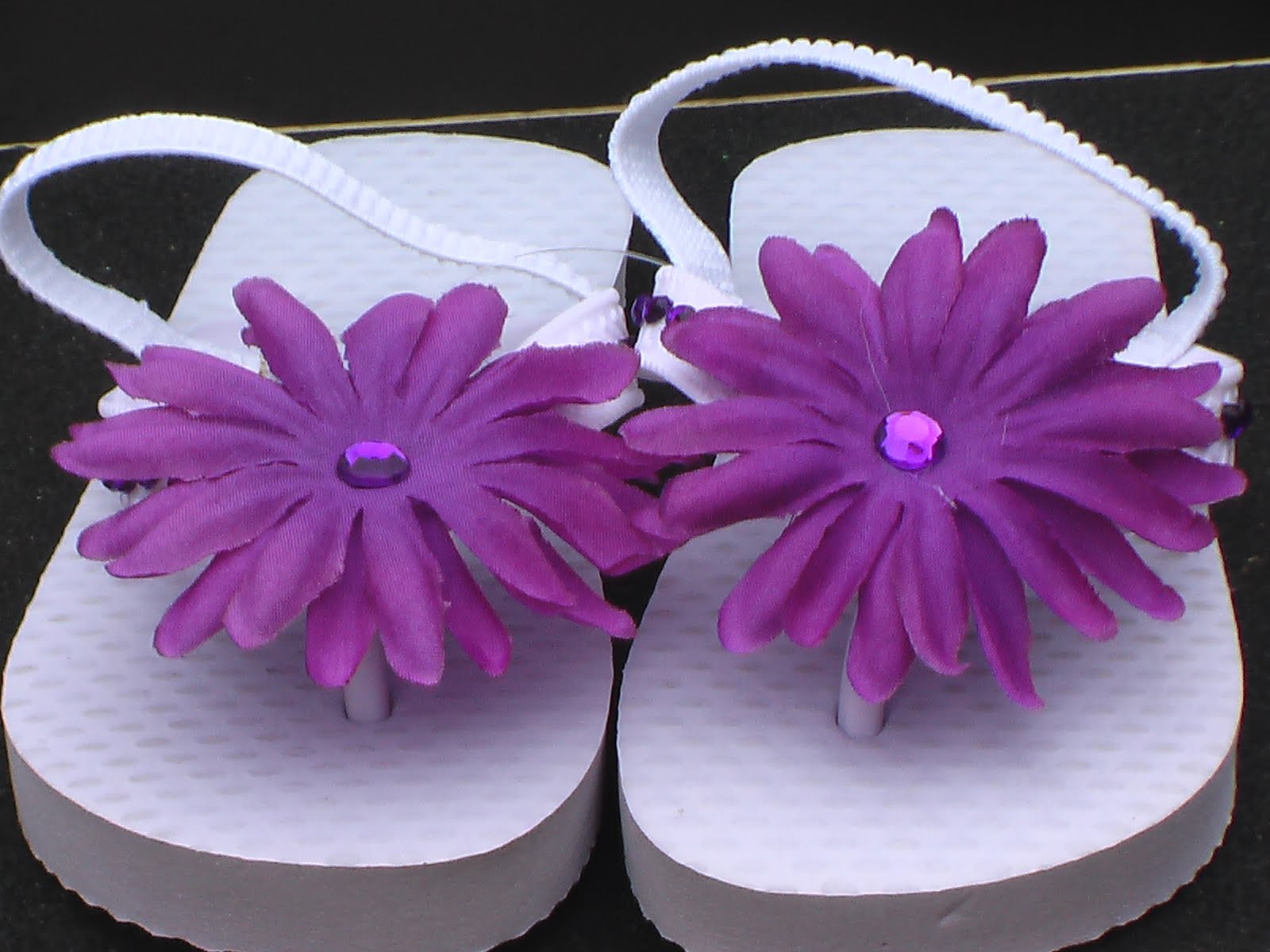 Creating With Ni flower flip flops with crystals for toddlers