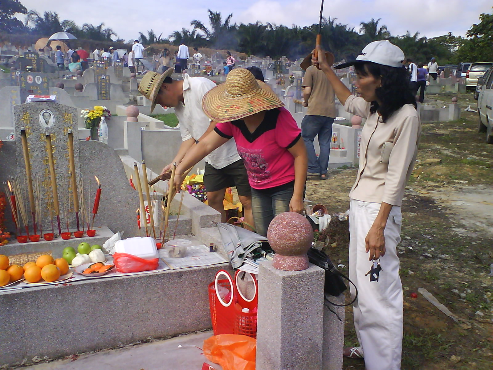 Jeremy's Niche Ching Ming Festival 2010