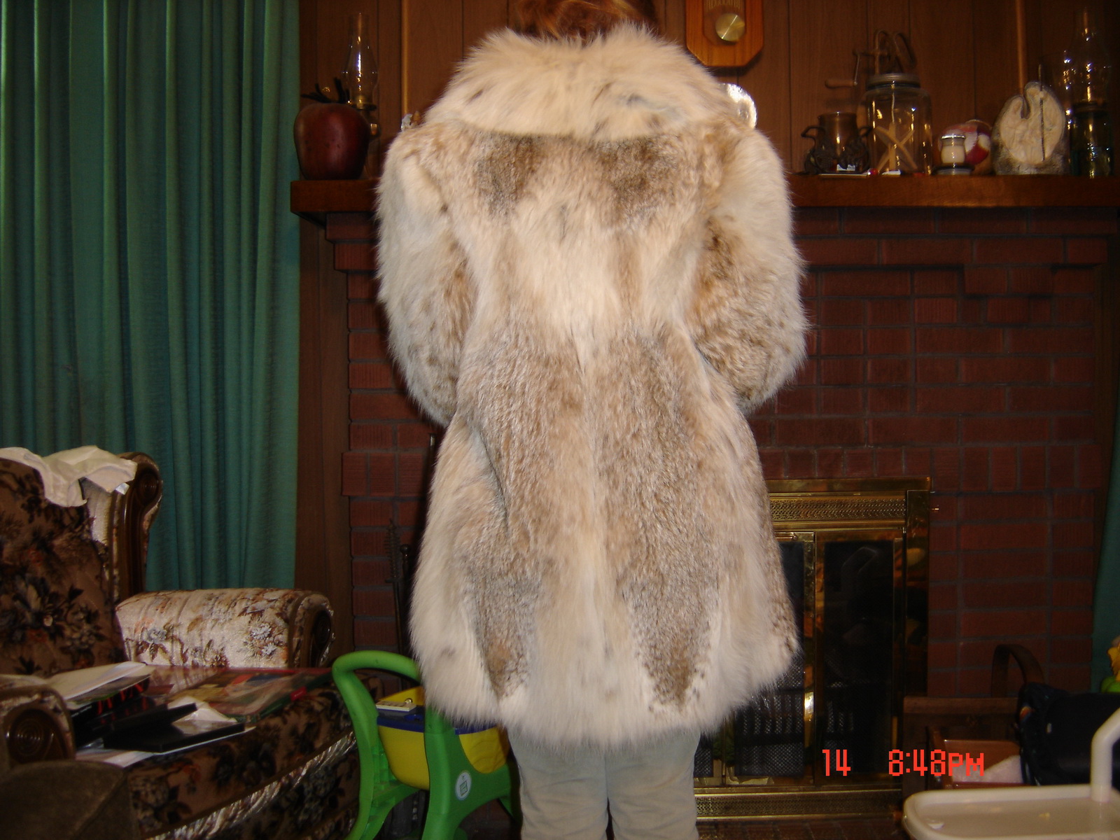 LAFOURRURE2: Magnificent Full Length Canadian LYNX Fur coat