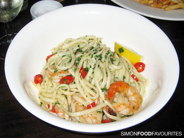 [20091029_1613-Royal-Bar-and-Grill_Linguine-with-prawns,-chilli-and-garlic-$21.50.jpg]