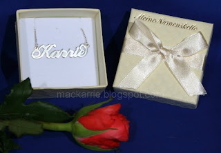 Mackarrie Beauty Style Blog 11 08 09