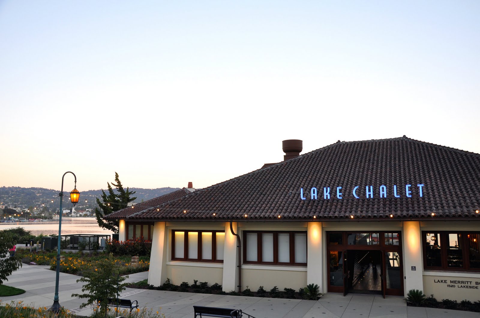 New Chef At Lake Chalet Seafood Bar Grill In Oakland Art And Owned By Restaurateurs Gar And Lara Truppelli The Other Two Are Beach Chalet Brewery Restaurant Park Garden In San Francisco