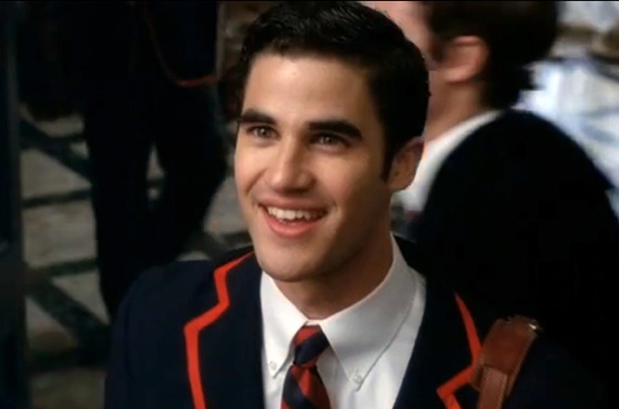 darren-criss-glee-15-11-10-kc.jpg