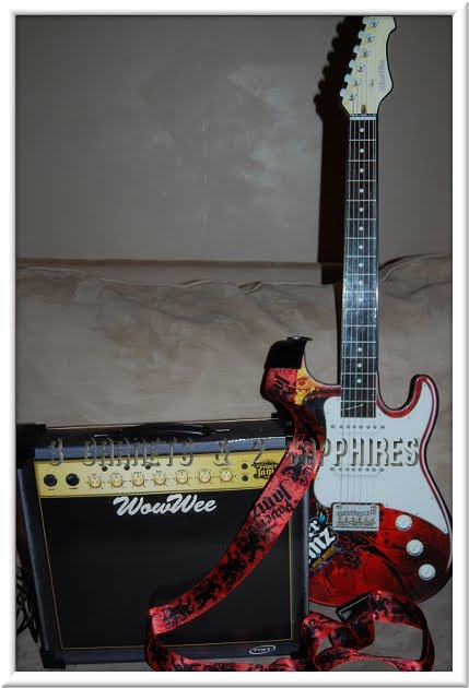 3 Garnets & 2 Sapphires: TKD Kid Review: Paper Jamz Guitar & Amp Bundle