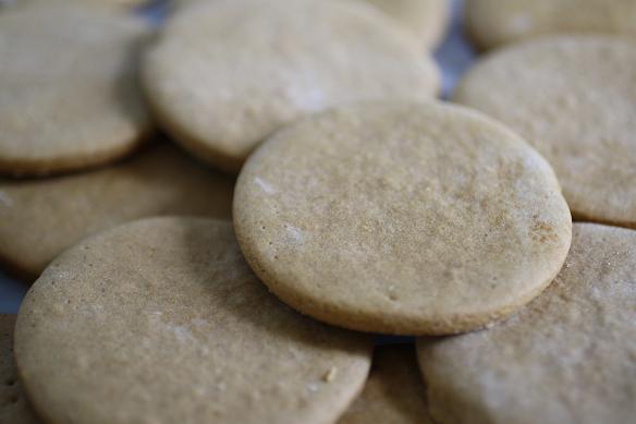 old-fashioned gingersnap cookies