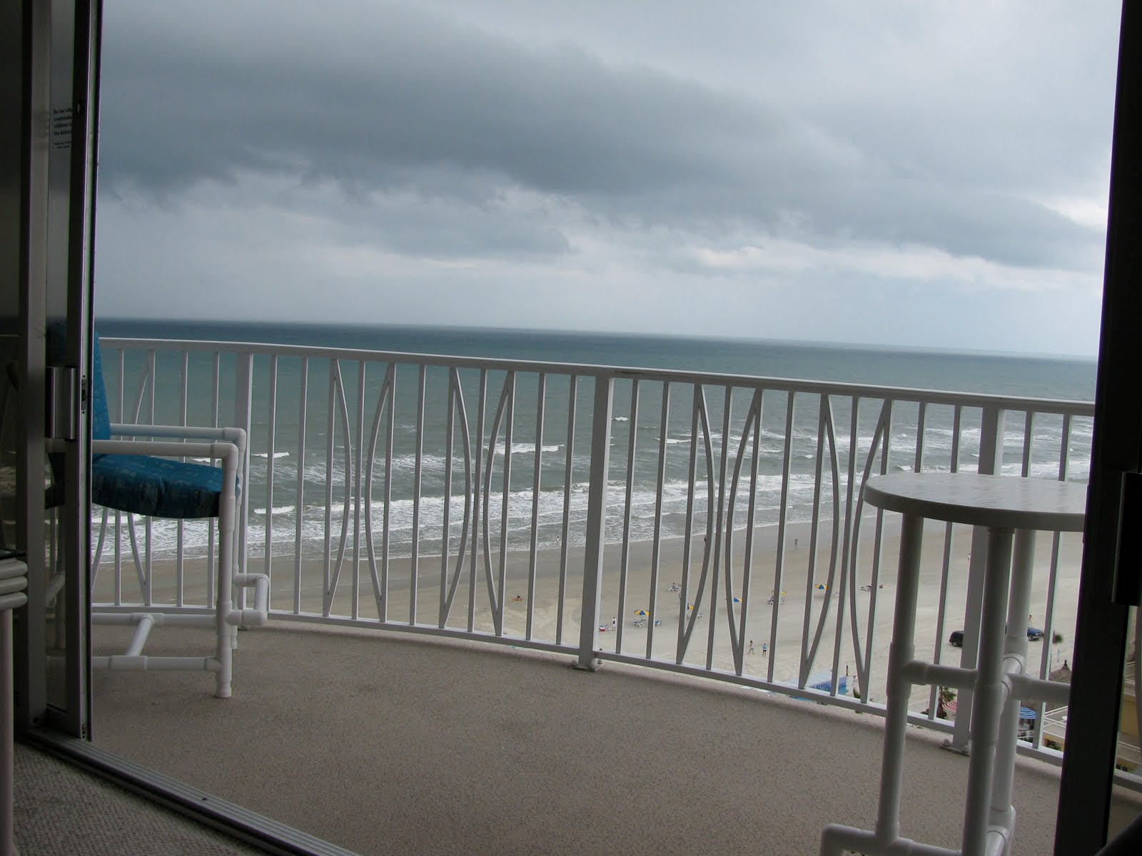 Daytona Beach Peck Plaza Oceanfront Rental Condo Living Area