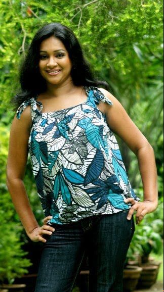 Sri Lankan Teledrama Actress Nadeesha Alahapperuma Photos