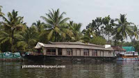 kumarakom houseboats, houseboats of kerala, backwater tourism in kerala, backwater tour trip info, making houseboats