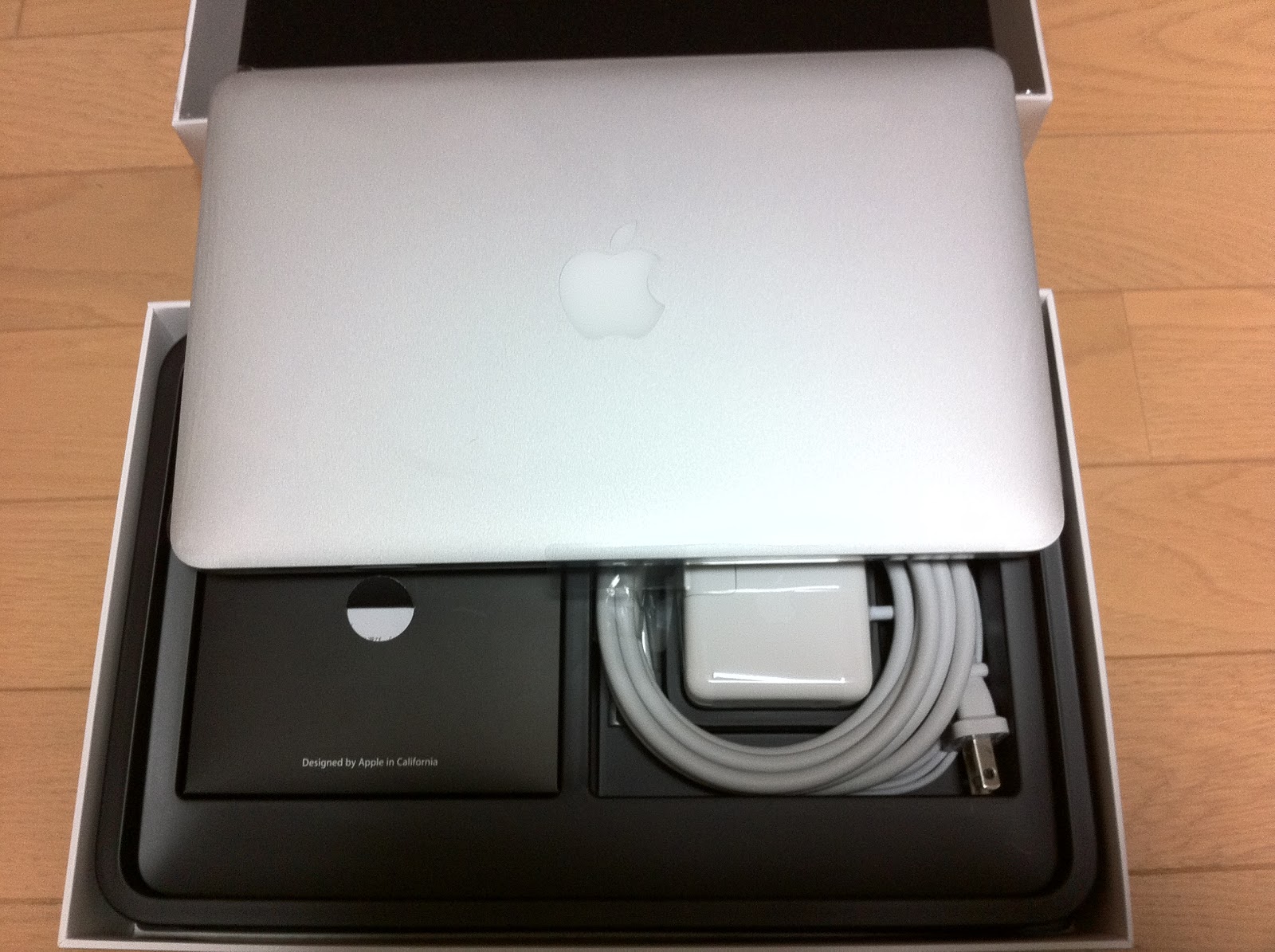 MacBook Air 11インチモデルを購入しました | Tempus - 昨今明日