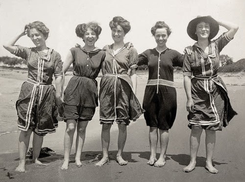 Vintage Venus: Vintage Sydney Bathing Beauties Collaroy Beach 1908