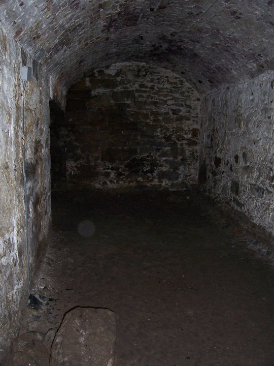 Paranormal Places UK MR BOOTS AND AMBULANCES Edinburgh Vaults