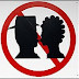 Señales de prohibido besarse en una estación de Londres