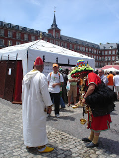 Un zoco marroquí en la Plaza Mayor de Madrid