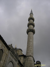 l'un des deux minarets de Yeni Camii