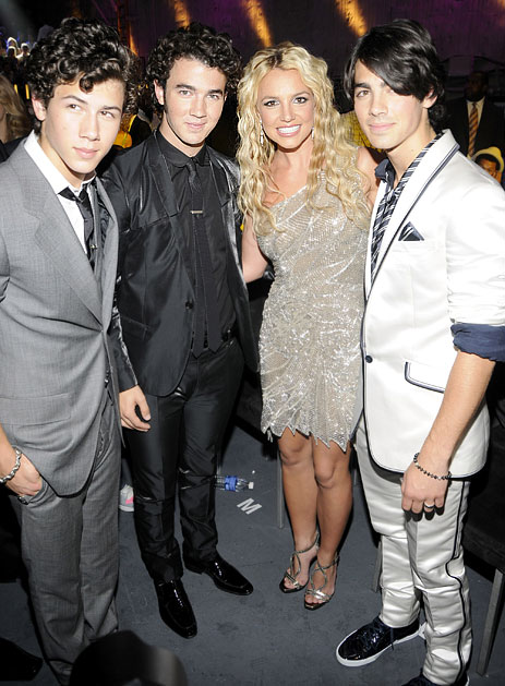 [shitneyjonases.jpg]