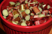 Red Delicious Cut Up RHUBARB