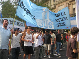 AJUS PRESENTE POR LOS COMPAÑEROS DESAPARECIDOS