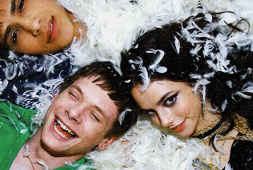 skins-skins-season-5-cast-trailer-episode-guide-for-uk-edition