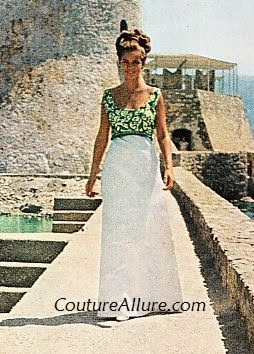 F:\1524- Betty Wardlawwedding dress. December 26, 1963